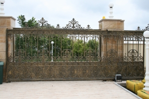 Ворота литые